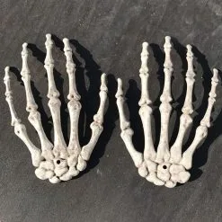 LISM 1 Pair Halloween Decoration Realistic Life Size Skeleton Hands Plastic Fake Human Hand Bone Zombie Party Terror Scary -Cosplayware Store 1 Pair Halloween Decoration Realistic Life Size Skeleton Hands Plastic Fake Human Hand Bone Zombie Party 5.jpg 640x640q80 5.jpg 5